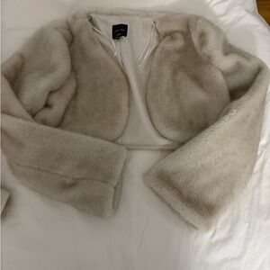 Love Tree Women's Faux Fur Jacket - Cream